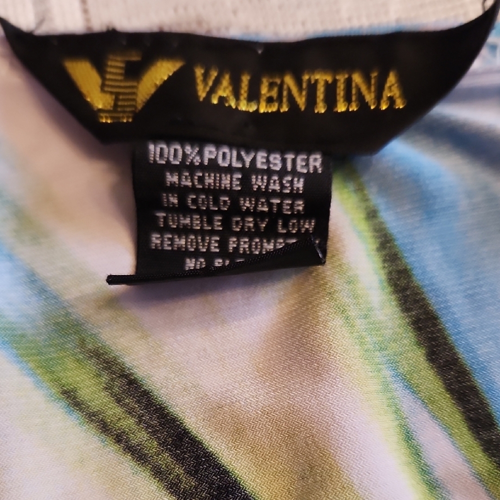Valentina Blue and White Graphic Blouse - Picture 4 of 8